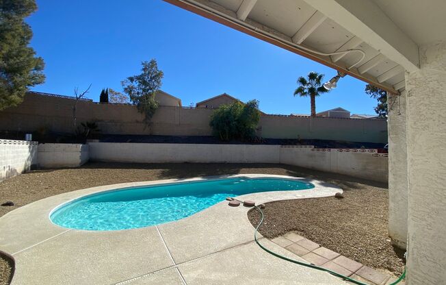 Great 3 Bedroom Henderson Home with Pool!