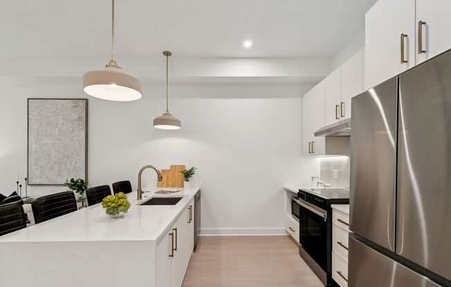 1 bed, 1 bath, 800 sqft, $2,017, Unit 210
