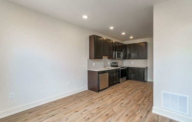 1 bed, 1 bath, $1,252, Unit 1050 N 4th St. Apt. 408