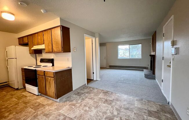 2 beds, 1.5 baths, 1,092 sqft, $1,295, Unit Austin 8907