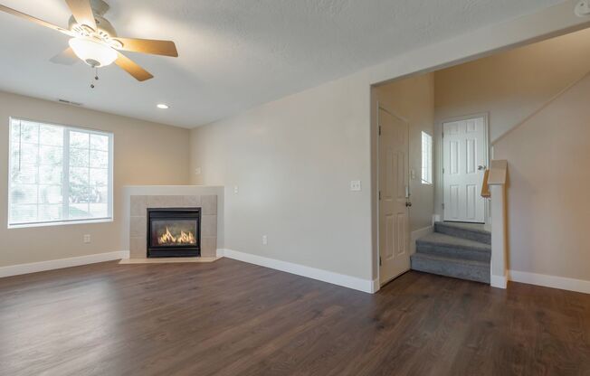 Spacious 4 Bed - 3 Bath Pet-Friendly Home with Modern Comforts – Available Now!