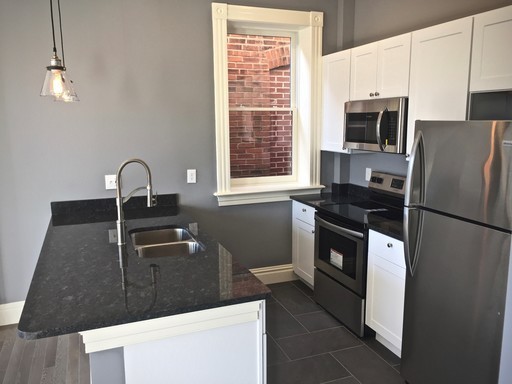 2 beds, 2 baths, 1,100 sqft, $1,445