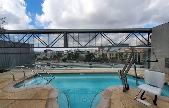 1 bed, 1 bath, 714 sqft, $2,400, Unit 1122