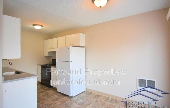 702 NE 99 AVE