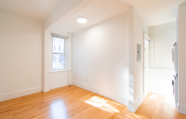 175 Hemenway St
