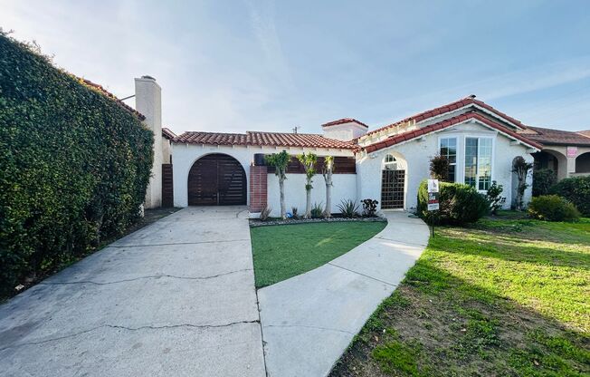 Charming Single-Family Home Perfectly Located in Mid-City Near La Cienega