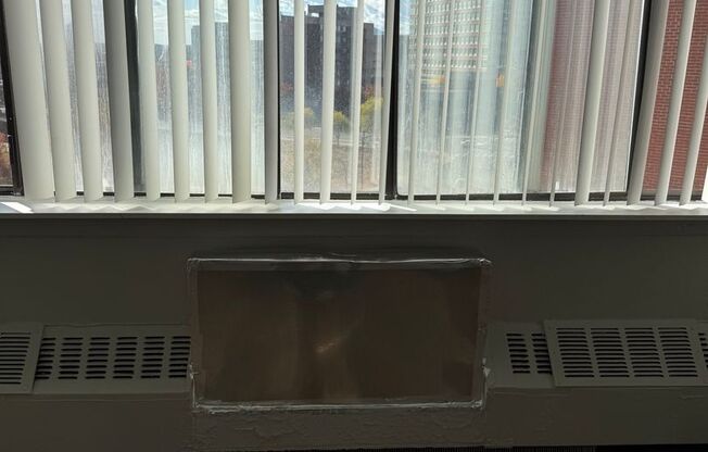 1 bed, 1 bath, 430 sqft, $1,400, Unit 730