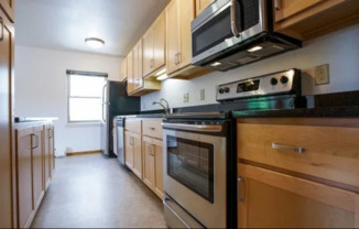 1 bed, 1 bath, 590 sqft, $1,590