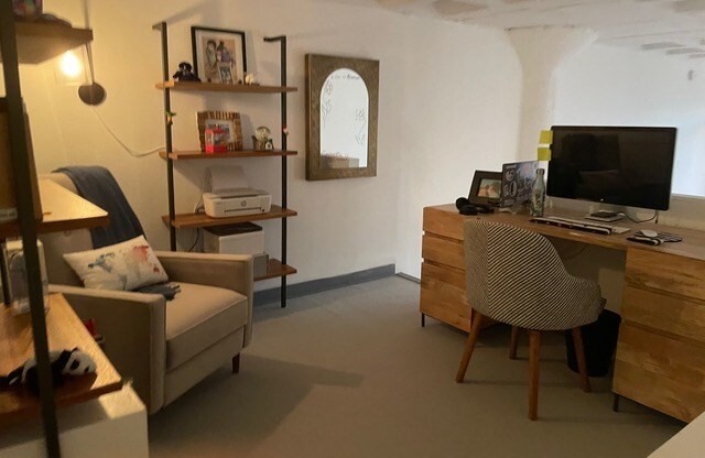 Studio, 1 bath, 780 sqft, $3,000, Unit 221