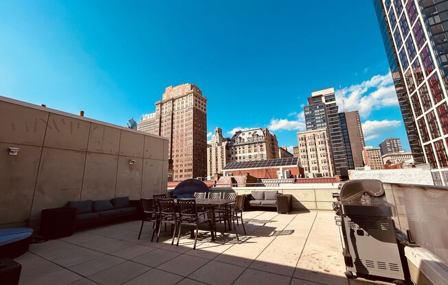 1 bed, 1 bath, 684 sqft, $2,100, Unit 506