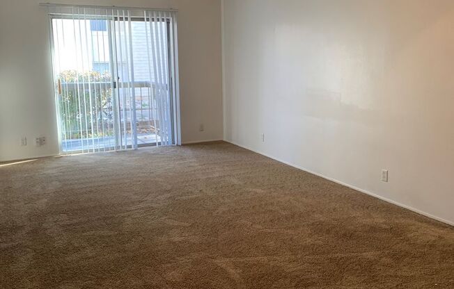 2 beds, 1 bath, 900 sqft, $1,195, Unit 15A