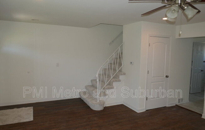 5 E JUDITH ANN DR