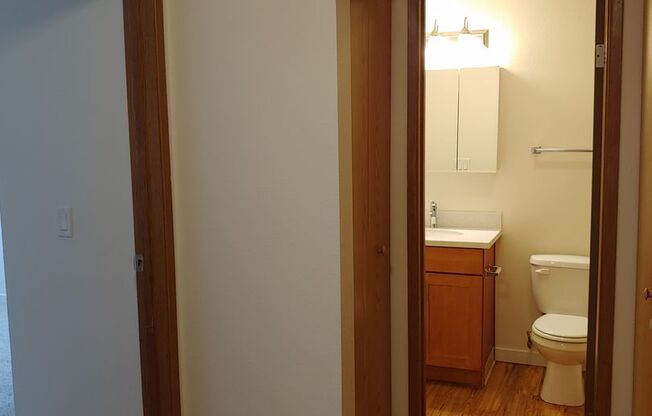 1 bed, 1 bath, 610 sqft, $1,750, Unit B304