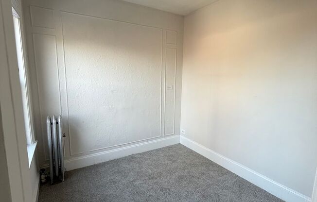 1 bed, 1 bath, 360 sqft, $1,260, Unit 512