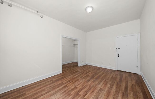 Studio, 1 bath, 398 sqft, $1,225, Unit 103