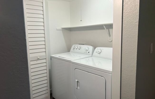 2 beds, 1 bath, 875 sqft, $2,550, Unit 19