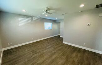 2 beds, 1 bath, $2,100