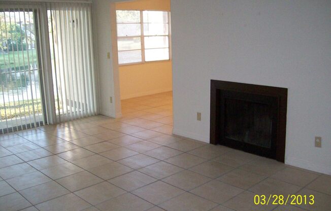 4 beds, 3.5 baths, 2,214 sqft, $2,050, Unit 62