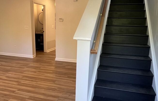 Refreshed 3 Bedroom End Unit Townhome near NoDa