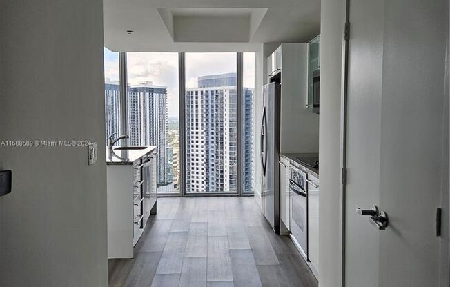 2 beds, 2 baths, 1,315 sqft, $4,650, Unit 888 Biscayne Blvd # 40-01 (A11688689)