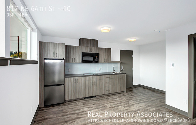 817 NE 64th St (oInnLiv)