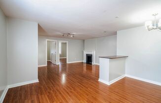 2 beds, 1 bath, $1,100