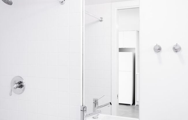 1 bed, 1 bath, 462 sqft, $2,000, Unit 4052