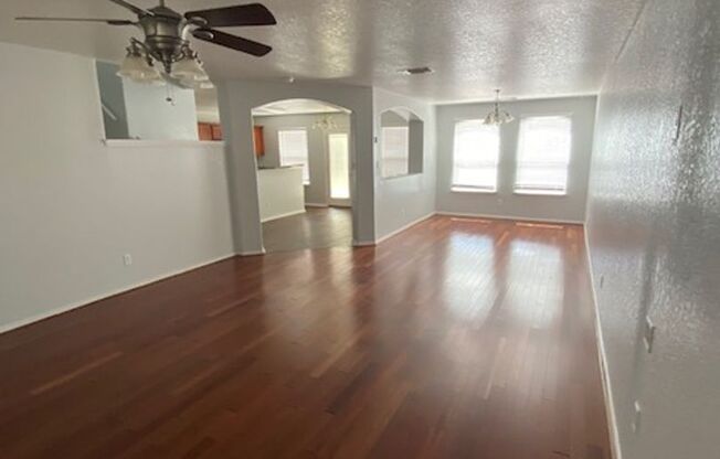 Spacious 3BR/2.5BA Home in San Antonio