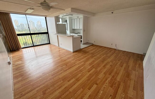 8th Floor Golf Course View 2 Bed 2 Bath 1 Parking in Fairway House! Water, Sewer included!