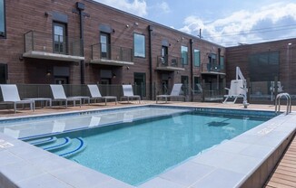 East Austin Studio! A Must See!
