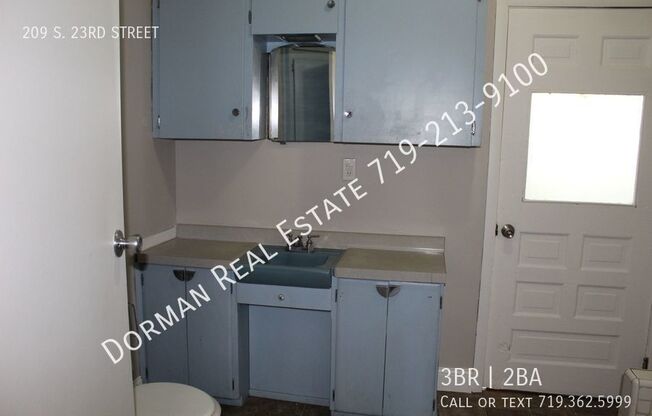 3 beds, 2 baths, 2,402 sqft, $2,195