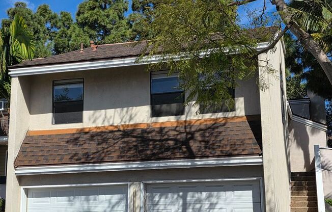 Newly Renovated 2 bedroom 2 bathroom Home in Costa Mesa