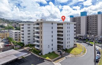 Close to UH- 2 bed/ 1 bath/ 1 parking