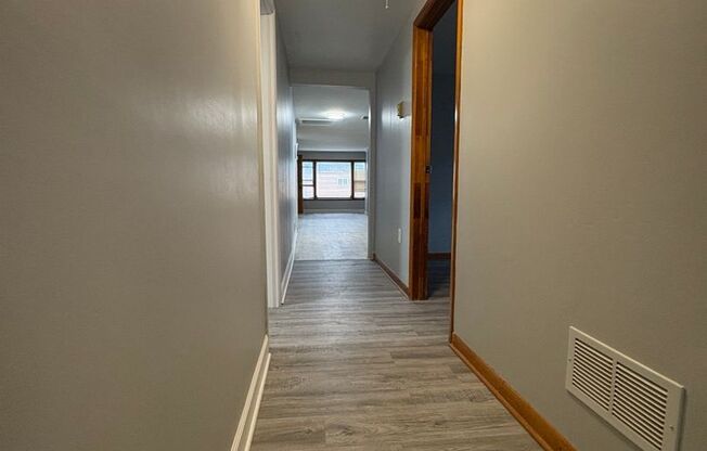 2560 Clinton St River Grove