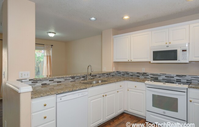 3 Bedrm Home ideally located in the Heart of Bethany Near Nike, Intel, PCC & High Tech Corridor