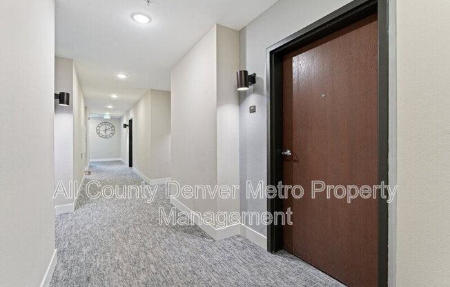 2729 W 28 AVE