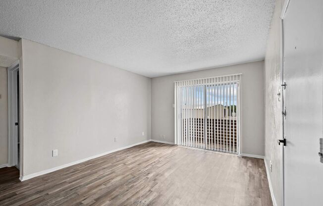1 bed, 1 bath, 538 sqft, $1,170, Unit 12