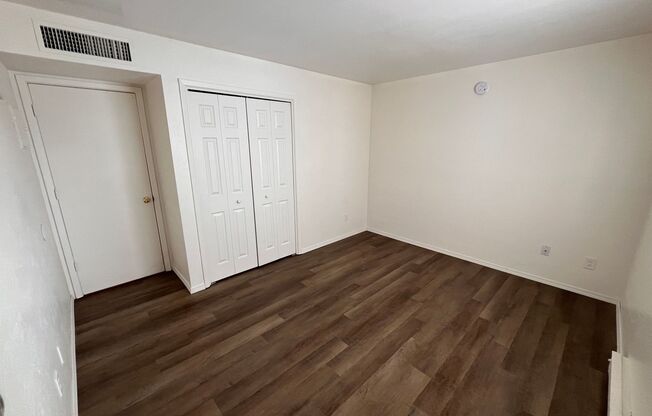 2 beds, 1 bath, 850 sqft, $825, Unit TU3050-12