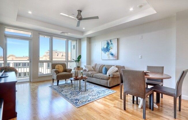 1 bed, 1 bath, 785 sqft, $2,800, Unit 805