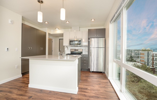 Studio, 1 bath, 466 sqft, $1,850, Unit 301