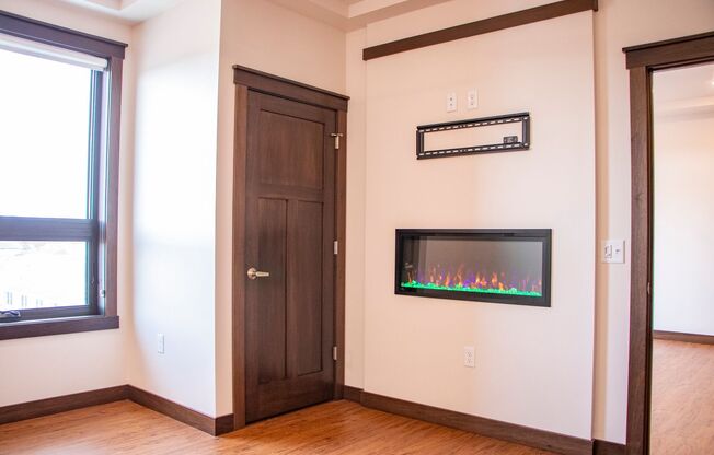 1 bed, 1 bath, 793 sqft, $1,295, Unit 111