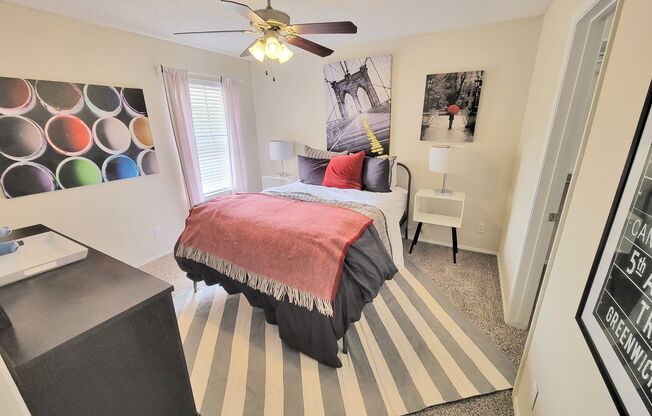 1 bed, 1 bath, 840 sqft, $1,330