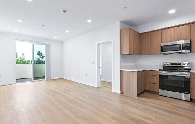 2 beds, 2 baths, 1,100 sqft, $2,899, Unit 407