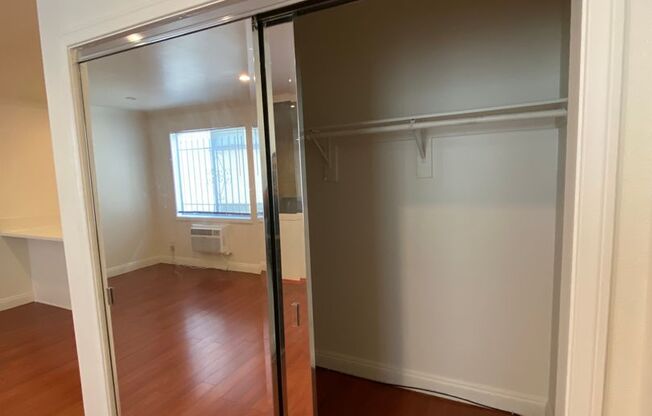 Studio, 1 bath, $1,550, Unit 102