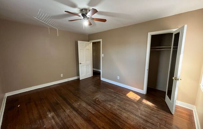 2 beds, 1 bath, $850