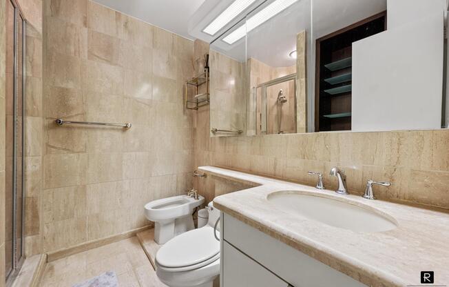 2 beds, 2 baths, 1,130 sqft, $7,500, Unit 33-C