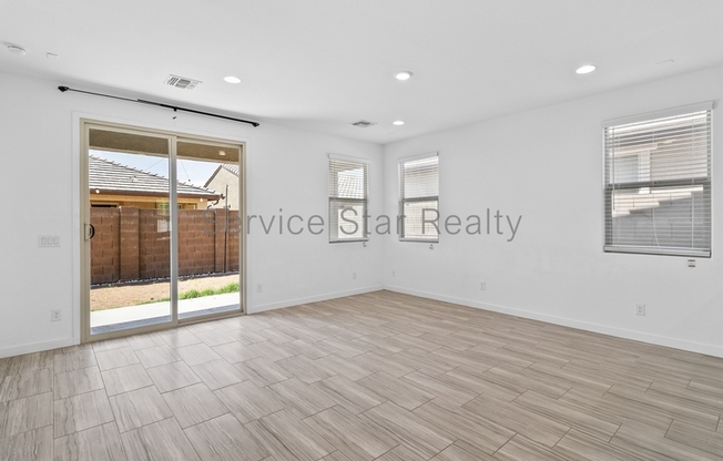 8945 W PALO VERDE DR