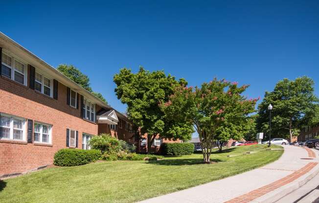 Apartment Rentals in National Landing Arlington VA