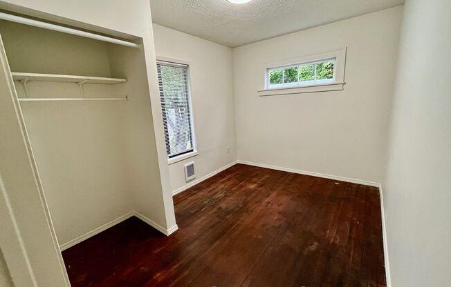 3 beds, 1 bath, $1,945