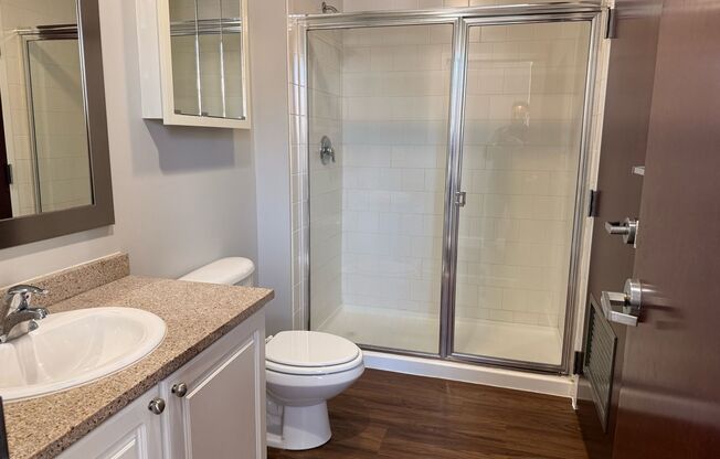 2 beds, 2 baths, 1,061 sqft, $1,600, Unit 203